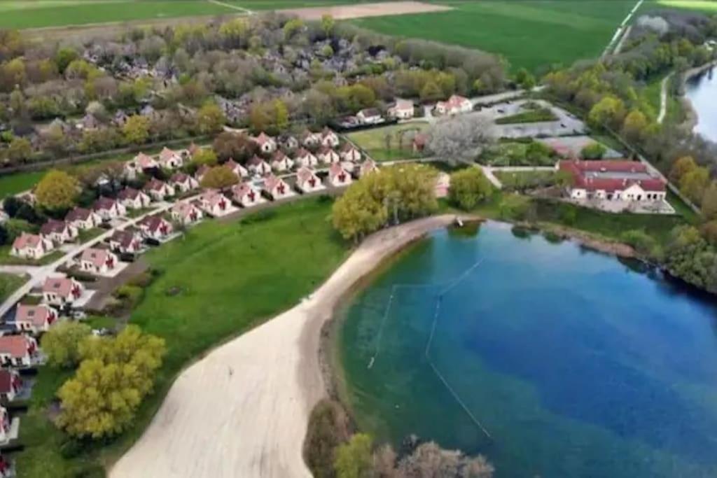 Heerlijk Huys, Vakantievilla Met Prive Tuin Ewijk Екстериор снимка
