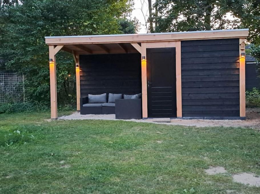 Heerlijk Huys, Vakantievilla Met Prive Tuin Ewijk Екстериор снимка