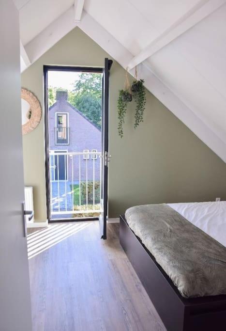 Heerlijk Huys, Vakantievilla Met Prive Tuin Ewijk Екстериор снимка