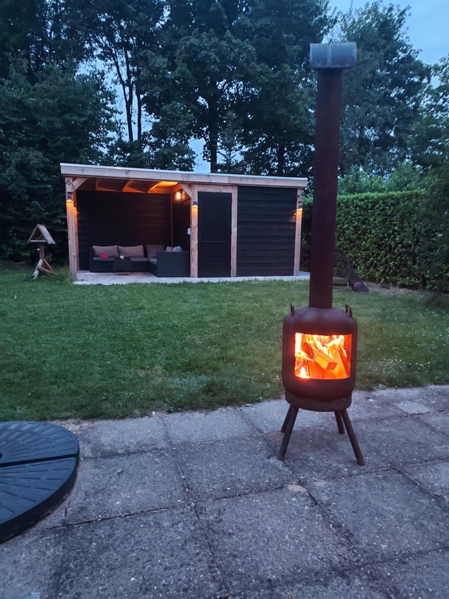 Heerlijk Huys, Vakantievilla Met Prive Tuin Ewijk Екстериор снимка